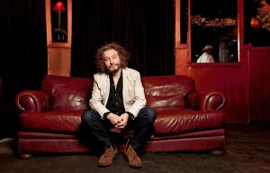 Song Premiere: James Maddock, “That’s Heavy”