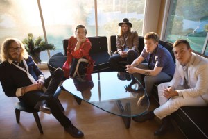 Cage The Elephant Talk Melophobia, “Come A Little Closer,” Songwriting
