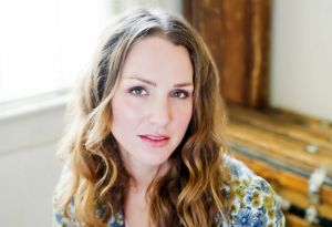 Daily Discovery:  Sarah Williams, “Swing A Little”