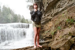 Song Premiere: Tristen, “Monster”