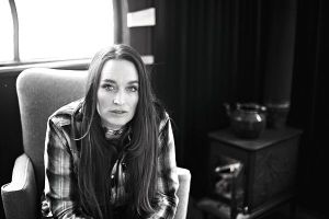 Daily Discovery: Kerri Powers, “Old Shirt”