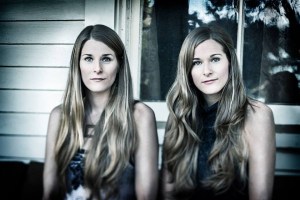 Song Premiere: Shook Twins, “Thoughts All In”