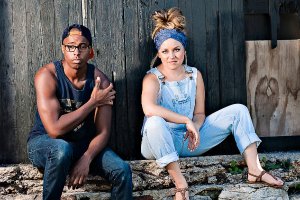 Daily Discovery: dnk., “Heartache”