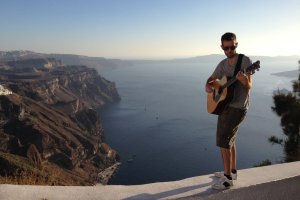 Daily Discovery: Mike Mentz, “Cigarette”