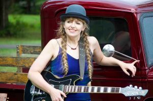 Song Premiere: Anne McCue, “Dig Two Graves”