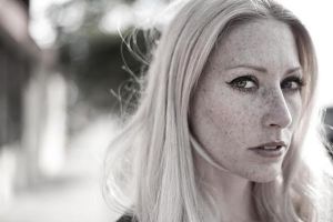 Daily Discovery: Julie Mintz, “Til She Disappears”