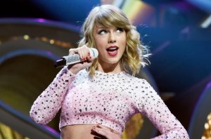 Watch: Taylor Swift’s Tiny Desk Concert is Anything But Tiny