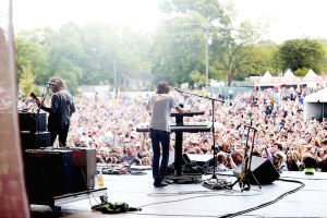 First Day of Pilgrimage Festival Draws Hardy Fans, Intriguing Lineup