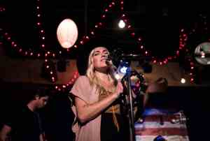Discover Concert Series with Elenowen, Devon Gilfillian and Quinn Erwin & The Kids
