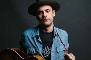 Video Premiere: Matt Haeck, “Lucky Cigarette”