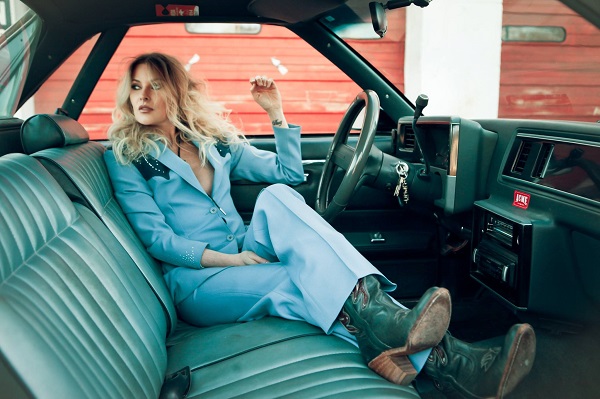 Elizabeth Cook