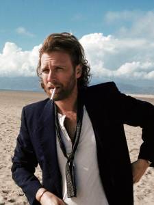 Maxim Ludwig Ponders Drunken Connection on “Should’ve Been Home By Now”