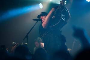Q&A: Luke Combs on Touring, Breakout Success