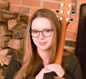 Lyric Contest Winner Eryn Michel, An Iraq Veteran and Mother, On Following Her Songwriting Dreams