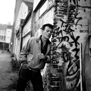 The James Hunter Six Premiere New Song “I Got Eyes”