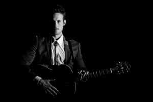 Ben de la Cour Premieres New Song “Guy Clark’s Fiddle”