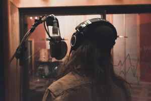 In Photos: Lyric Contest Winner Adrian Gronseth Visits Nashville