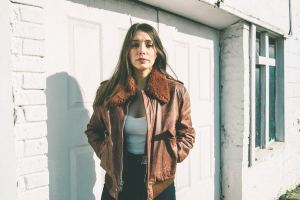 Kristina Murray Calls Out Modern Snake-Oil Salesmen on “Lovers and Liars”