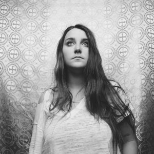 Katie Pruitt Unveils New Single “Expectations”