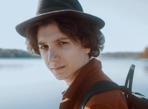 Singer-songwriter Anson Seabra Launches Video for New Single, “Trying My Best”