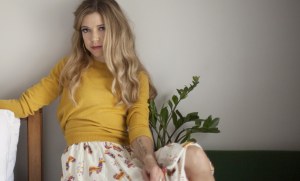 Sarah Morris Gets Intimate On “Don’t Come Clean”