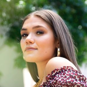 Abby Anderson Leans Into Her Romantic Side With “I’ll Still Love You”