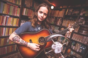 Billy Strings Remembers An ‘Epic’ Night With John Prine