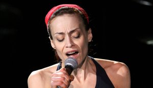 Fiona Apple Continues Raw Knuckled Relationship With the Truth﻿