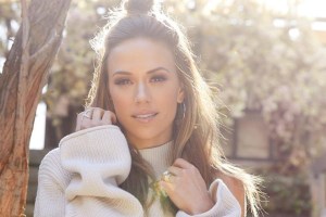 Jana Kramer Debuts New Tune, “Untouchable”