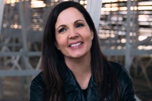 Lori McKenna Wants Graduates To Feel Awe With New Track