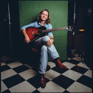 Dee White Shares His True Southern Style, Explains “Wherever You Go”