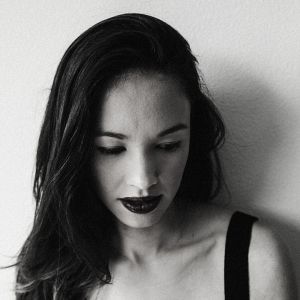 Stephanie Mae Extracts A Love Potion on “You Got Me”