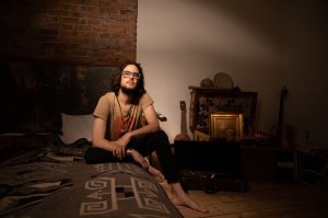 Elvis Perkins Premieres “Half Life”, Announces New Album