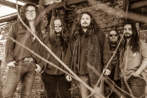 The Georgia Thunderbolts Drop New Single “Looking For An Old Friend”