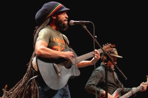 Aaron Nigel Smith Makes Peace and Love Cool Again with “Live” album
