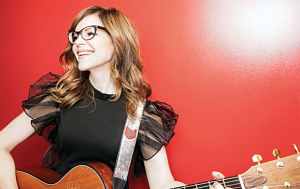 Lisa Loeb on She Rocks Podcast