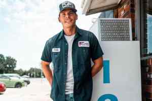 Granger Smith Confronts a Mix of Grief and Gratefulness On New Album ‘Country Things, Vol. 1’