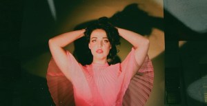 Elizabeth Moen Can’t Deny She’s a “Creature of Habit”