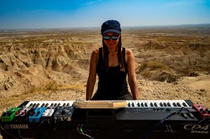 Holly Bowling on the Lifeline of Audience-less Shows and Grateful Dead Piano Covers