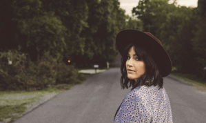 Lori Triplett Invites Listeners into a New Standard of Love with EP “Slow Poison”