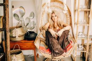 Jenna Torres Navigates Love and Loss on Upcoming Album ‘All Heart’