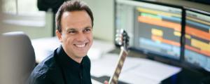 Carlos Rafael Rivera Talks about How the Music, Chess Makes ‘The Queen’s Gambit’