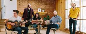 ‘Medium Rarities’ Puts Wild Feathers’ Growth On Full Display