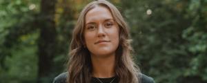 Lily Winwood Touches on Heartbreak and Her Famous Last Name on New Album, ‘Time Well Spent’