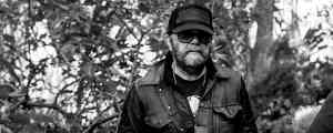 5 Outstanding Albums Produced by Daniel Lanois