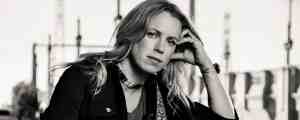 Mandy Rowden Shares Track by Track of New Album, ‘Parachute’