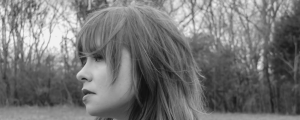 Nashville Newcomer Katie Frank Premieres New Tune “Dark Cloud,” Backed by All-Star Lineup