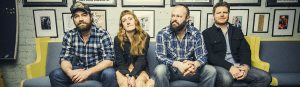 Daily Discovery: Amanda Anne Platt & The Honeycutters Cultivate Classic Country Vibes On New Double-Single