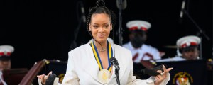 Rihanna Confirms that She is Releasing New Music “Soon”