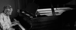 5 Songs You Didn’t Know Burt Bacharach Wrote for Other Artists and Film